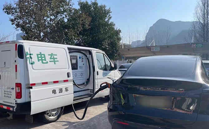 克拉玛依区汽车搭电